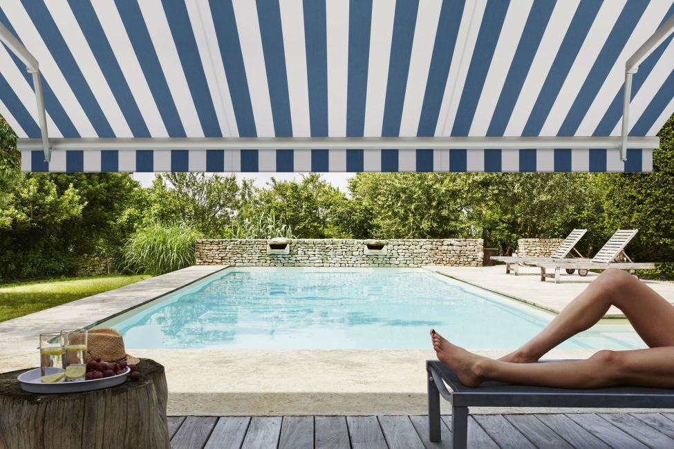 store banne rayé bleu et blanc