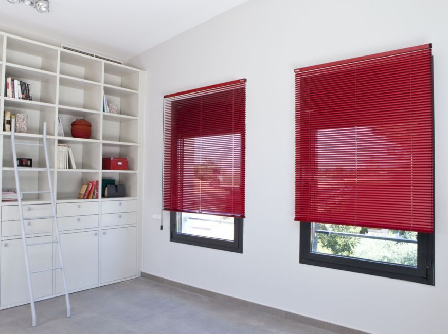 Store vénitien aluminium lames 15 ou 25 mm